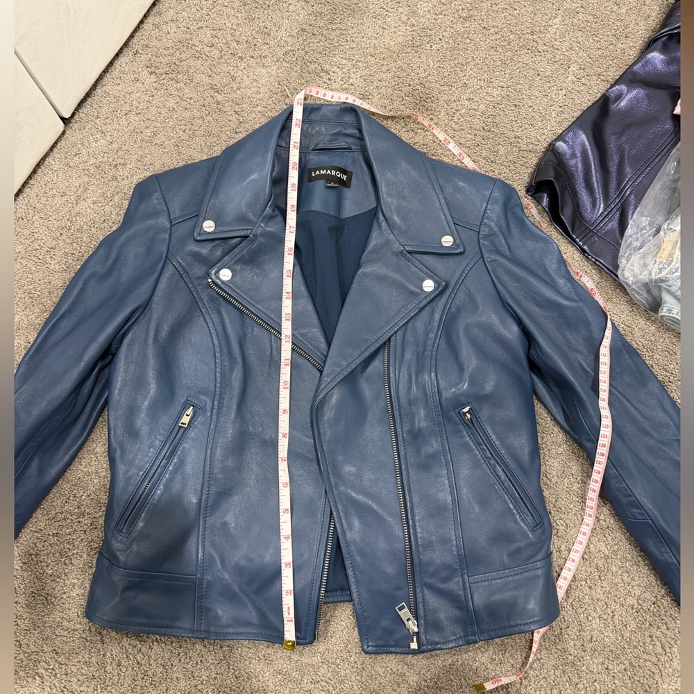 LAMARQUE Women's Classic Blue Leather Jacket - Picture 5 of 6